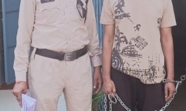 दुर्ग जिले में सट्टा पर पुलिस की कार्रवाई: आरोपी गिरफ्तार, नगद और मोबाइल सहित सामग्री जब्त