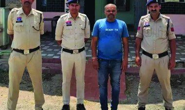 धान खरीदी में 70 लाख की गड़बड़ी, प्रभारी गिरफ्तार