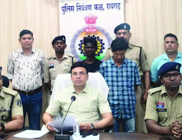 बड़ी चोरी का पर्दाफाश, सभी 16 आईफोन बरामद, दो आरोपी गिरफ्तार