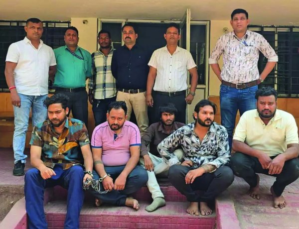 साइबर पुलिस की बड़ी कार्रवाई, एनजीओ के खाते से करोड़ों के संदिग्ध ट्रांजेक्शन, भिलाई के मितेश सोनी सहित साइबर फ्रॉड गैंग के 5 सदस्य पकड़े गए