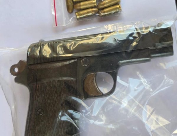हिस्ट्रीशीटर गिरफ्तार, पिस्टल और 11 जिंदा कारतूस बरामद