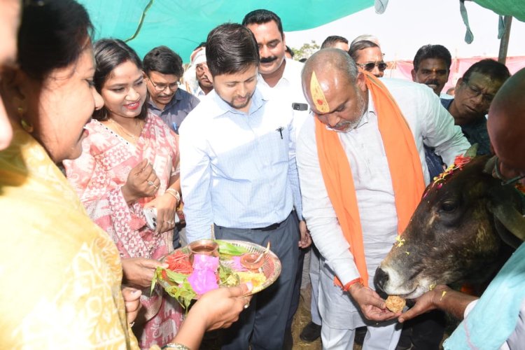 दुर्ग जिले में चार गौ-धाम योजना की शुरुआत, पशु संरक्षण और ग्रामीण रोजगार को मिलेगा बढ़ावा