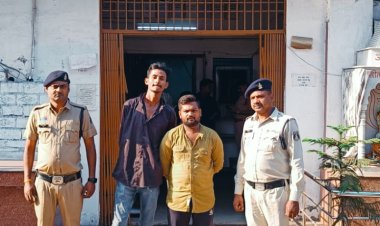 खुर्सीपार में धारदार हथियार से दहशत फैलाने वाले दो युवक गिरफ्तार