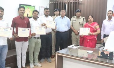 युवक की जान बचाने वाले जनप्रतिनिधि सम्मानित, सूझबूझ से टली बड़ी अनहोनी