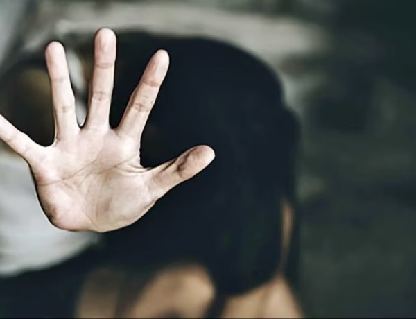 दुर्ग जिले में 5 साल की मासूम के साथ दरिंदगी की कोशिश, बोरे में बंद हालत में मिली बच्ची