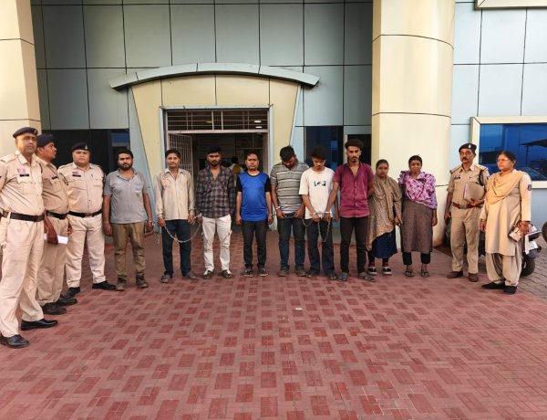 सायबर ठगी में प्रयुक्त म्यूल खातों पर दुर्ग पुलिस की बड़ी कार्रवाई, 11 आरोपी गिरफ्तार, 250 खातों में 1.88 करोड़ से अधिक लेनदेन का खुलासा