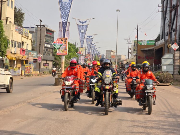 अग्निशमन दिवस पर निकाली जागरूकता रैली