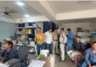 रायपुर में हंस ट्रैवल्स पर DRI की रेड, 16 लाख नकदी तीन बोरों में जब्त