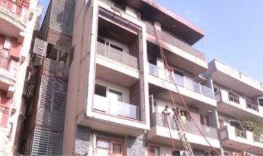 AC ब्लास्ट, 4 मंजिला इमारत में लगी आग, 9 लोगों की मौत