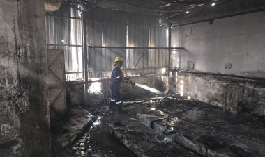 सुपेला के एवन इलेक्ट्रॉनिक्स शोरूम में लगी आग, सूचना पर पहुंचा दमकल