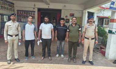 ऑनलाइन IPL सट्टा मामले में दुर्ग पुलिस की बड़ी कार्रवाई, 4 और आरोपी गिरफ्तार, अब तक 7 पकड़े गए