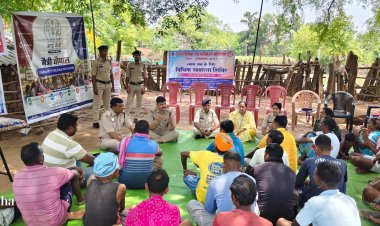 नारायणपुर पुलिस की ‘माड़ मैत्री चौपाल’, गांव-गांव पहुंचकर बढ़ाया भरोसा