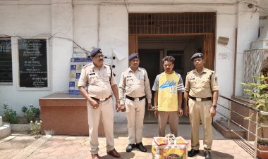 आईटीआई मैदान के पास गांजा बेच रहा था आरोपी, पुलिस ने 10 किलो से ज्यादा गांजा के साथ दबोचा