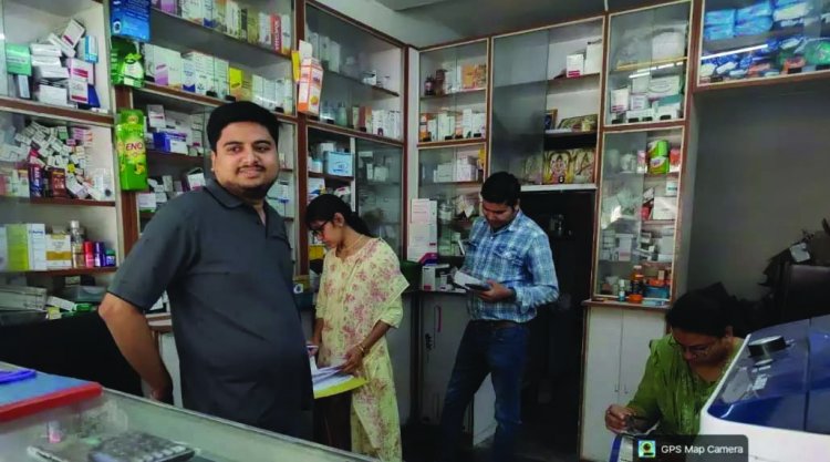 दुर्ग में दवा दुकानों पर सख्ती, 3 मेडिकल स्टोर पर गड़बड़ी, नोटिस जारी