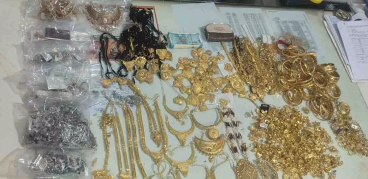 10 घंटे में खुली ज्वेलरी चोरी की गुत्थी, नाबालिग समेत गिरोह का पर्दाफाश