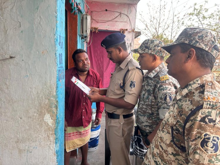 अटल आवासों में दुर्ग पुलिस का सघन चेकिंग अभियान, हथियार के साथ आरोपी गिरफ्तार