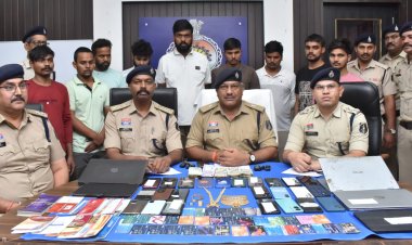 दुर्ग पुलिस का बड़ा एक्शन: नागपुर से संचालित अंतर्राज्यीय ऑनलाइन सट्टा रैकेट का भंडाफोड़, मास्टरमाइंड समेत 9 गिरफ्तार