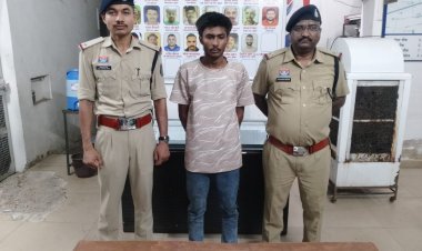 चापड़ लहराकर दहशत फैलाने वाला निगरानी बदमाश गिरफ्तार, सुपेला पुलिस की कार्रवाई