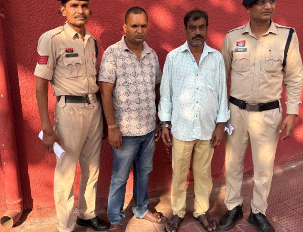 25 लाख लेकर जमीन बेची, फिर नामांतरण रुकवाया; पिता-पुत्र पर धोखाधड़ी का केस दर्ज