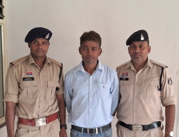 वाहन बेचने के नाम पर लाखों की ठगी का आरोप, आरोपी गिरफ्तार