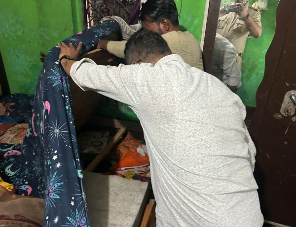 भिलाई में पुलिस का तड़के सघन अभियान, 22 संदिग्धों का सत्यापन और 4 बिना नंबर वाहन जब्त