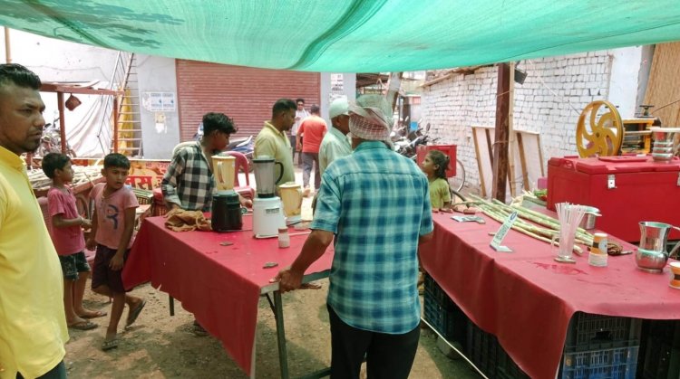 चौहान टाउन से जुनवानी चौक तक चला अतिक्रमण हटाओ अभियान, निगम ने हटाए अवैध कब्जे