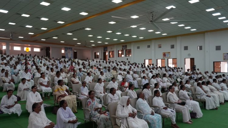 ब्रह्माकुमारीज आनंद सरोवर बघेरा में श्रद्धापूर्वक मनाई गई मातेश्वरी ओम राधे की 61वीं पुण्यतिथि