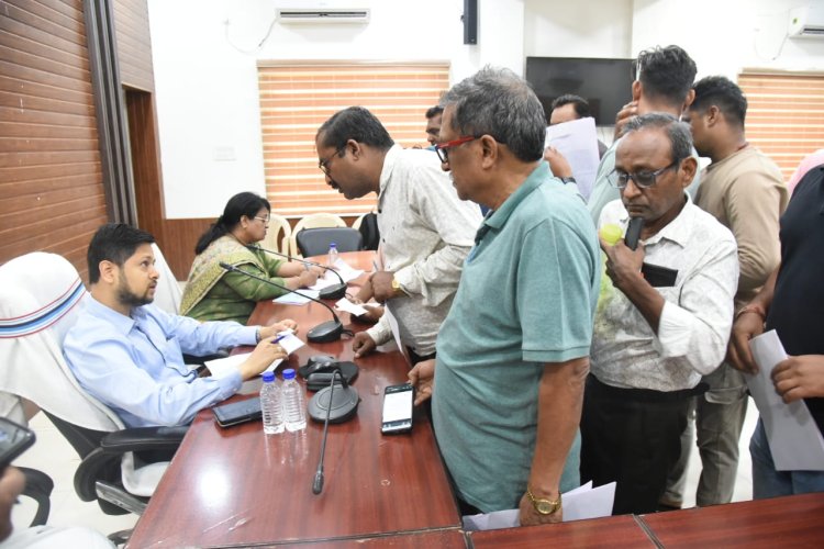 जनदर्शन में पहुंची विधवा महिला की गुहार, पट्टे की जमीन का चिन्हांकन कर कब्जा दिलाने की मांग