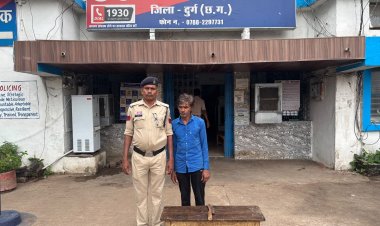 सुपेला में चापड़ लहराकर दहशत फैलाने वाला गिरफ्तार, पुलिस ने मौके से दबोचा