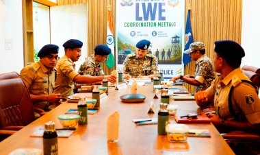छत्तीसगढ़-महाराष्ट्र की संयुक्त रणनीति, नारायणपुर में नक्सल विरोधी अभियानों की समीक्षा