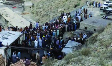 कोयला खदान में भीषण विस्फोट, 32 मजदूरों की मौत, 10 अब भी फंसे