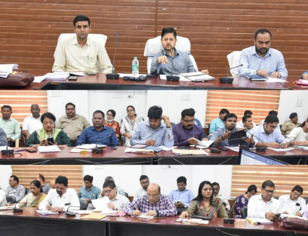 प्रतिदिन 7 घंटे की अवधि पूरी नहीं करने वाले अधिकारी-कर्मचारियों को नोटिस जारी करने के निर्देश, अब इसी आधार पर मिलेगा प्रशस्ति पत्र