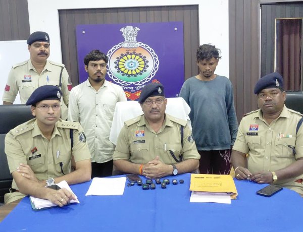पैसों का लालच देकर सुनसान जगह ले गए, विरोध करने पर महिला को उतारा मौत के घाट