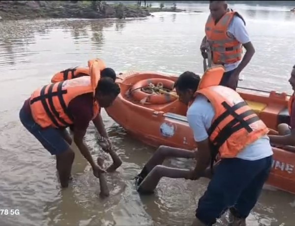 शिवनाथ नदी में जन्मदिन की खुशियां मातम में बदली, 14 वर्षीय रेहान खान की डूबने से मौत; एक बालक की तलाश जारी