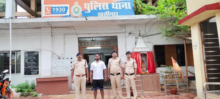 खुर्सीपार में 1.79 किलो गांजा के साथ तस्कर गिरफ्तार, 1.10 लाख की सामग्री जब्त