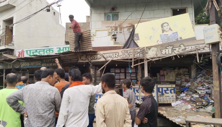 13 महीने बाद रावणभाठा में चला बुलडोजर, विरोध और हंगामे के बीच हटे वर्षों पुराने अवैध कब्जे, देखें फोटो