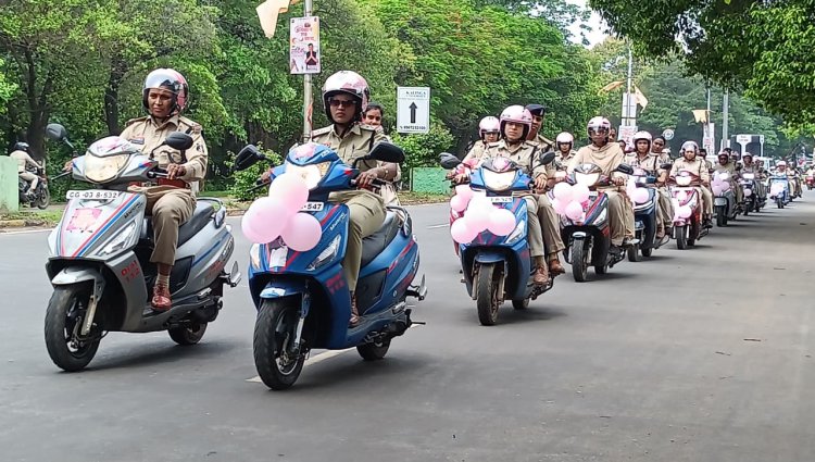 महिलाओं की सुरक्षा के लिए दुर्ग पुलिस की पिंक पेट्रोलिंग शुरू, 14 विशेष टीमें रहेंगी 24 घंटे सतर्क