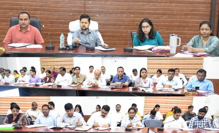 शिक्षकों की बायोमैट्रिक हाजिरी पर सख्ती, नियम विरुद्ध प्रतिनियुक्ति नहीं चलेगी