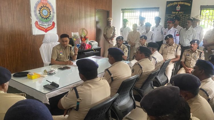 पदभार संभालते ही एक्शन में नए ट्रैफिक एएसपी कौशलेंद्र देव पटेल, यातायात व्यवस्था सुधारने के दिए निर्देश
