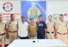 चाकू दिखाकर दो मोबाइल लूटे, तीन आरोपी गिरफ्तार