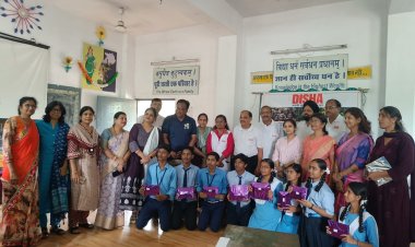 ज्ञान की कसौटी पर परखी विद्यार्थियों की प्रतिभा, अंतरविद्यालयीन क्विज में दिखा उत्साह