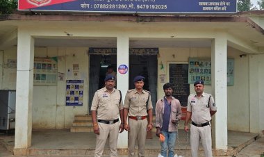 इंजीनियरिंग पार्क में शेड का ताला तोड़कर बिजली वायर चोरी, आरोपी गिरफ्तार