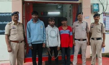 चाकू की नोक पर सोने का लॉकेट लूटने वाले तीन आरोपी गिरफ्तार