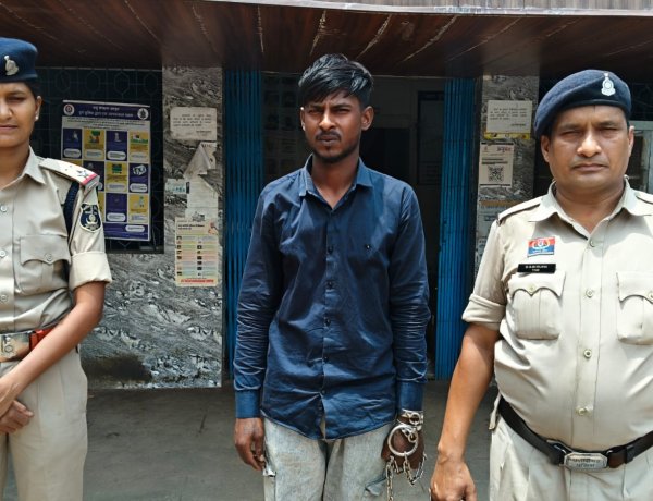 सहायता का झांसा देकर किया अपहरण, फिर लूटपाट और ऑनलाइन ठगी; फरार आरोपी गिरफ्तार