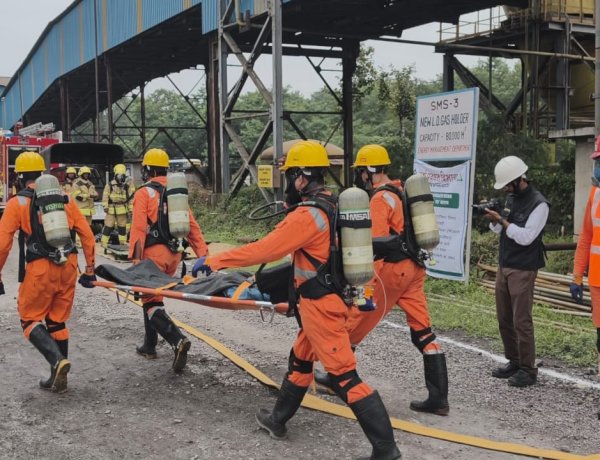 भिलाई इस्पात संयंत्र में जहरीली गैस रिसाव, SDRF, NDRF और BSP के सुरक्षा टीम ने किया कर्मचारियों का रेस्क्यू