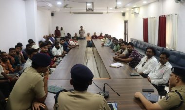 त्योहारों से पहले दुर्ग पुलिस सख्त: डीजे की मनमानी पर लगेगी लगाम, रात 10 बजे बाद साउंड बंद