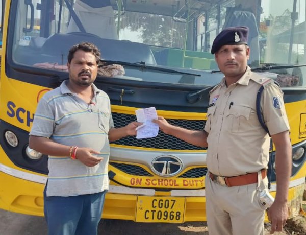 शराब के नशे में स्कूल बस चलाना पड़ा भारी, KPS के चालक को 3 दिन की जेल