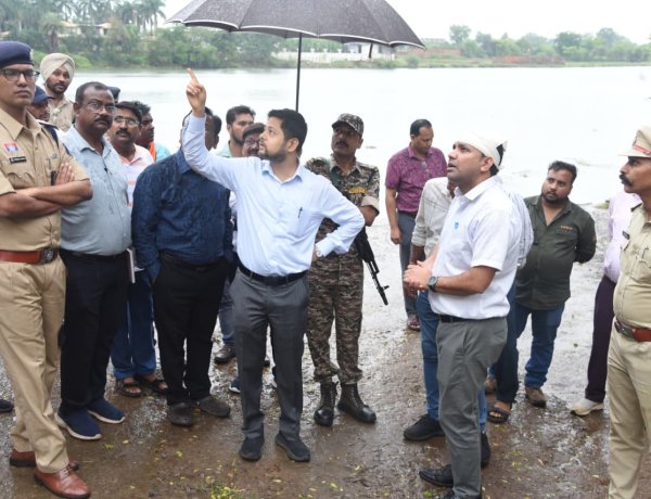 गणपति विसर्जन स्थल का कलेक्टर-एसएसपी ने किया निरीक्षण, सुरक्षा और व्यवस्थाओं को लेकर दिए निर्देश