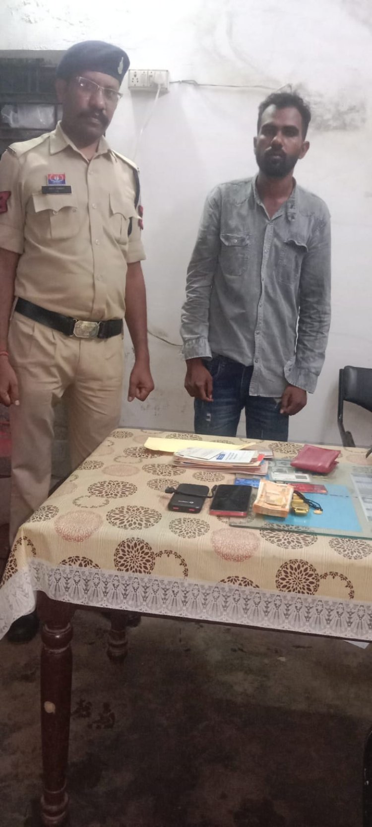 जिला अस्पताल दुर्ग में रिश्तेदार को फोन करने के बहाने ठगी, खाते से उड़ाए 1.48 लाख