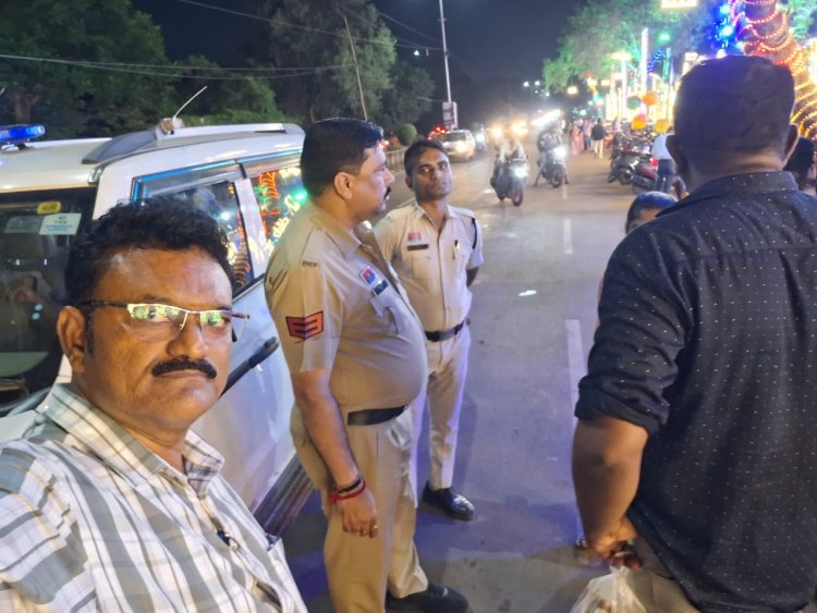 गणेश पंडाल में अवैध पार्किंग शुल्क वसूली पर निगम की कार्रवाई